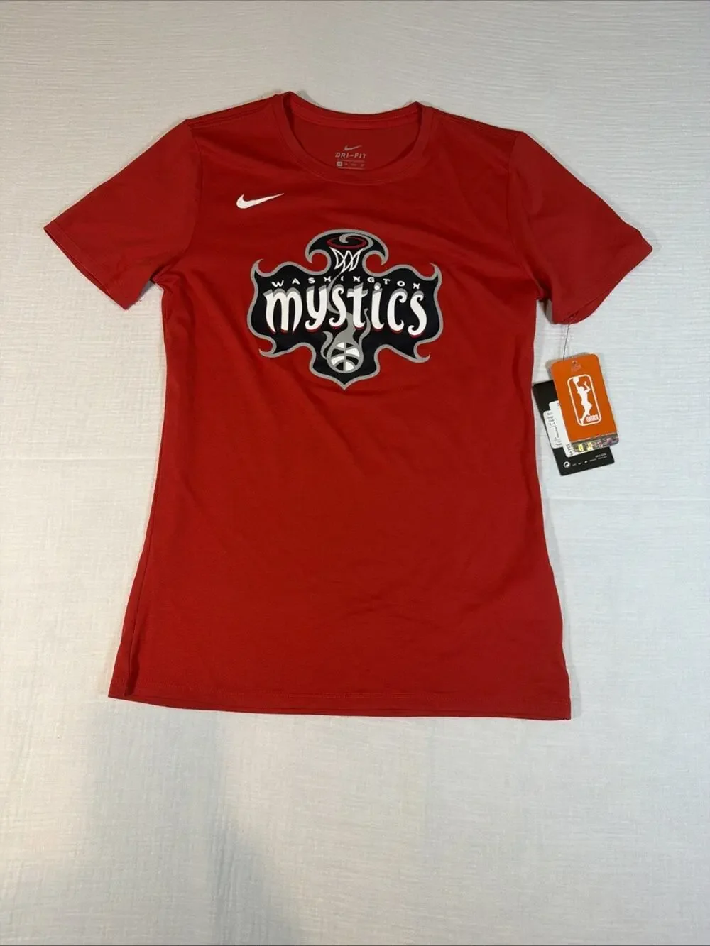 Nike Washington Mystics WNBA Woman’s XS Short Sleeve T-Shirt